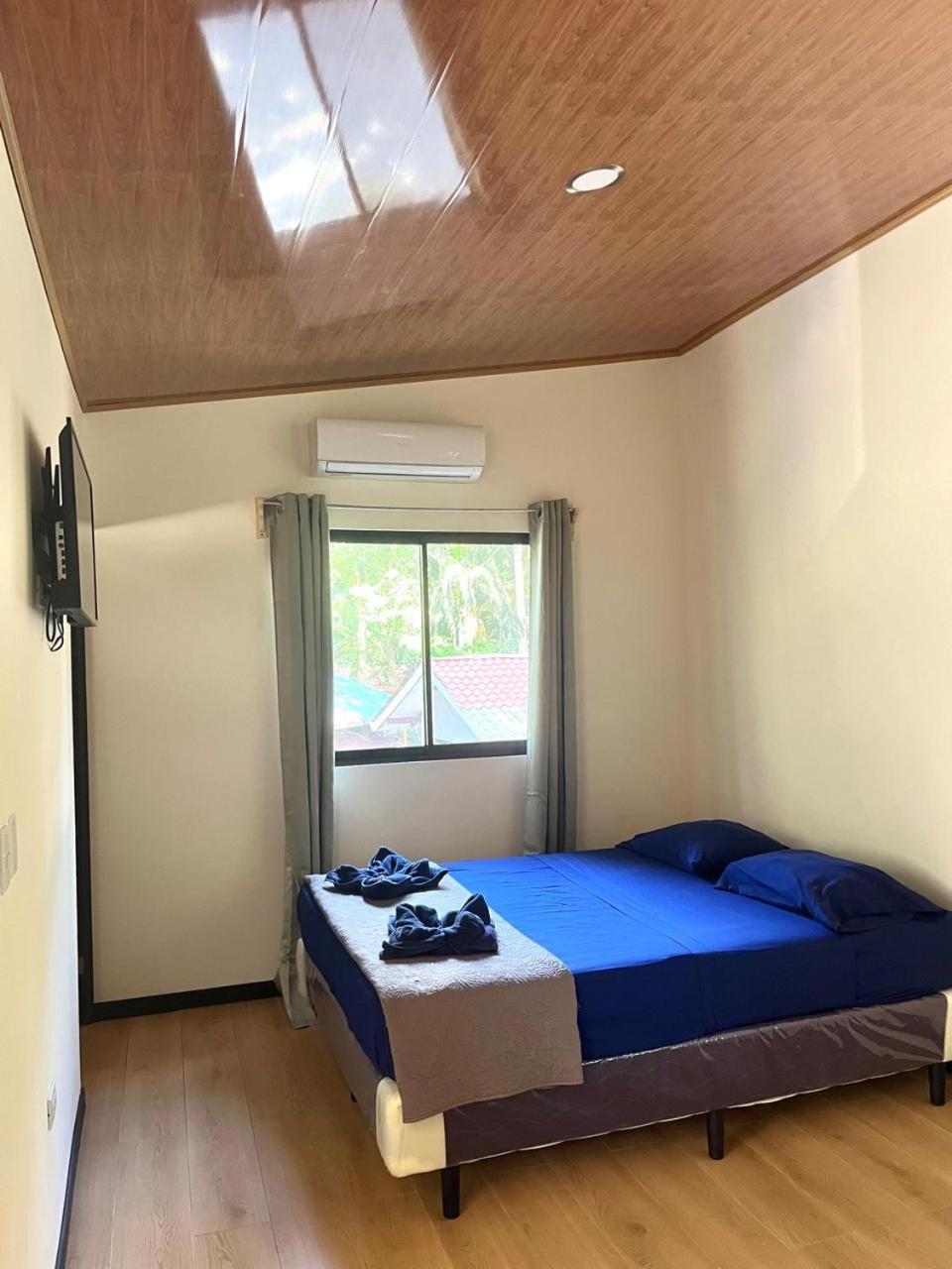 Bambutel Cocles Hotel Puerto Viejo de Talamanca Ngoại thất bức ảnh