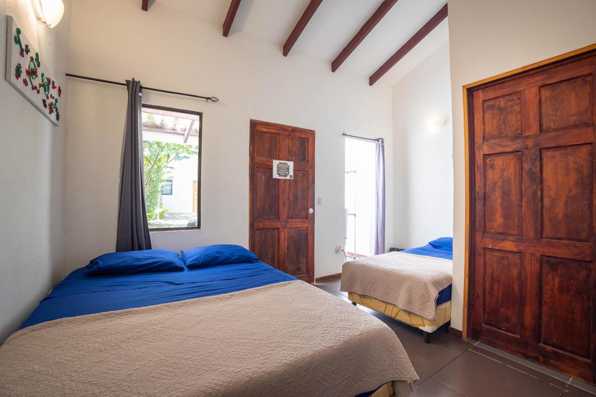 Bambutel Cocles Hotel Puerto Viejo de Talamanca Ngoại thất bức ảnh