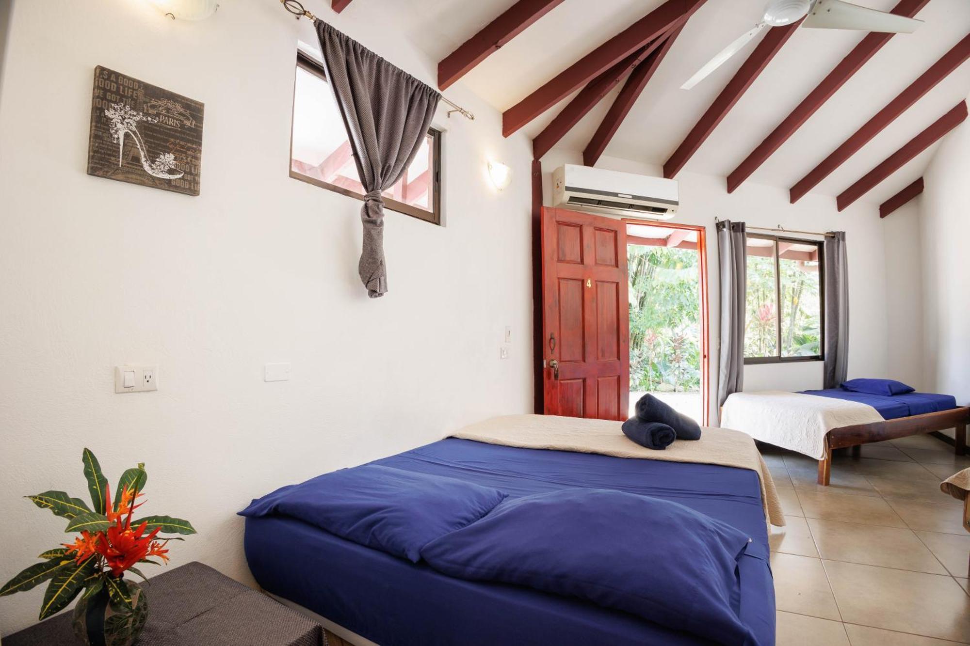 Bambutel Cocles Hotel Puerto Viejo de Talamanca Ngoại thất bức ảnh