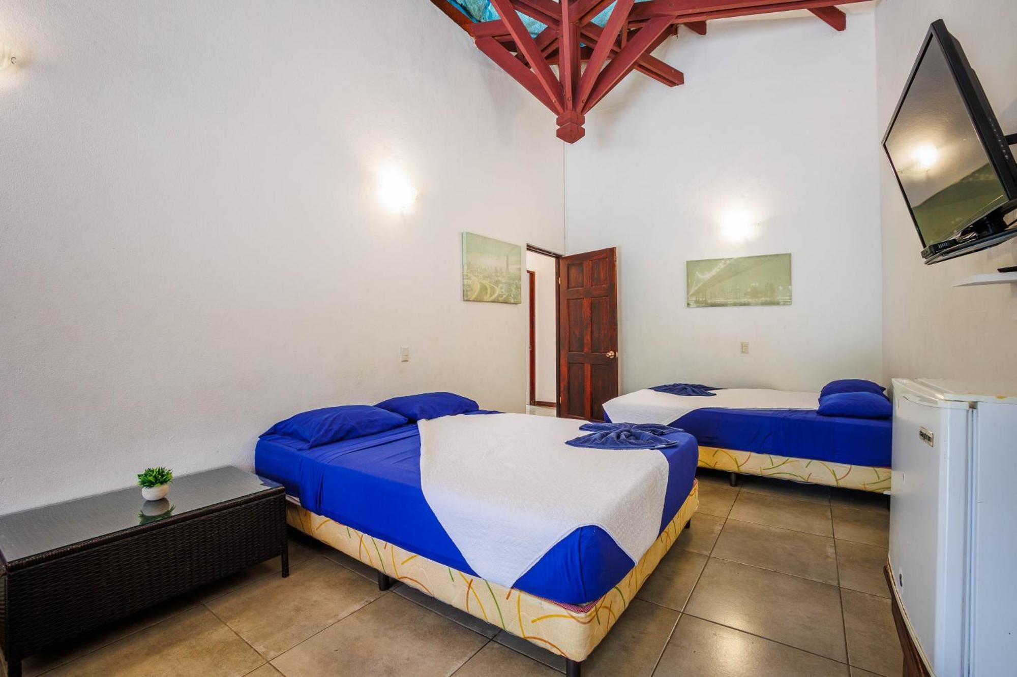 Bambutel Cocles Hotel Puerto Viejo de Talamanca Ngoại thất bức ảnh